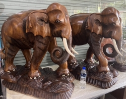木藝品．實木．雕刻大象