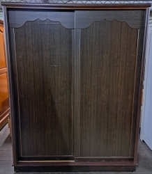 胡桃色．滑門式．五尺衣櫃(層板x1)