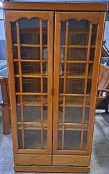 半實木．開門式．三尺書櫃