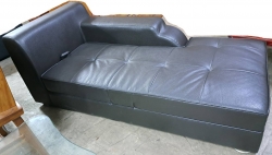 半牛皮．黑色．貴妃椅