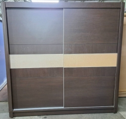 胡桃色．滑門式．七尺衣櫃(204公分)