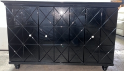 黑色鋼琴烤漆．四尺餐櫃．收納櫃