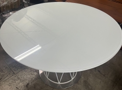 白色．4尺．玻璃圓桌